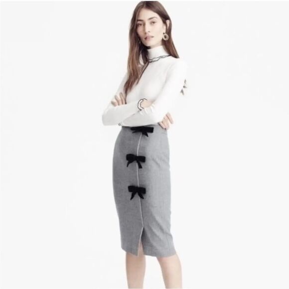 Jcrew Nwot grey Double Serge 💯 Wool Pencil Skirt with velvet bows size 2 - Picture 5 of 12